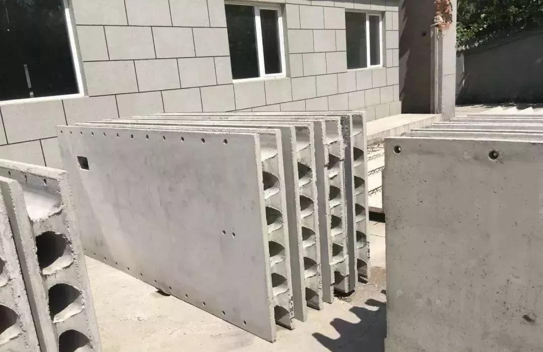 1540451916187059.jpg 05.jpg