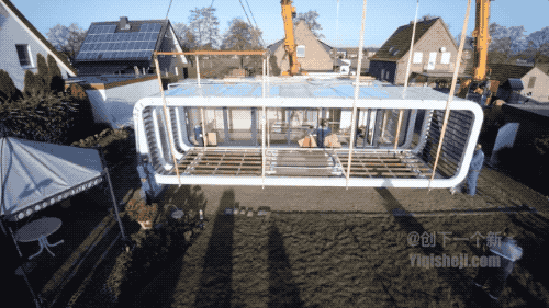 1544680098724526.gif 05.gif