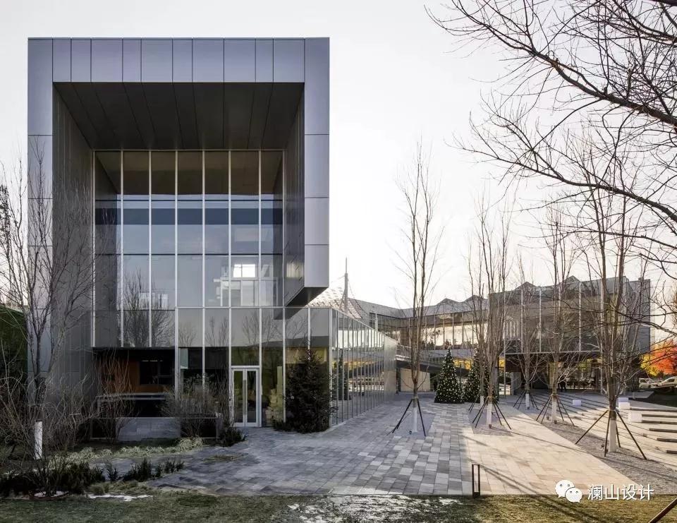 1545802396751033.jpg 06.jpg