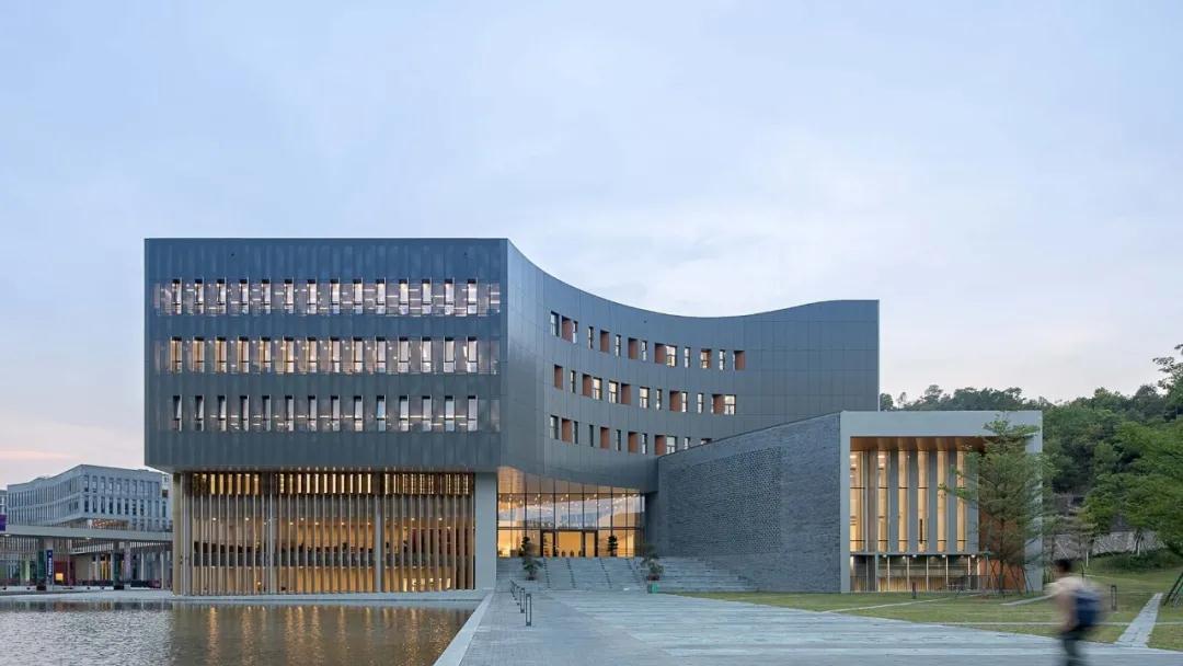 1615788718622498.jpg 01.jpg