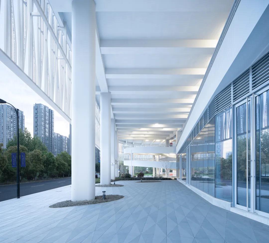 1629958774517933.jpg 011.jpg