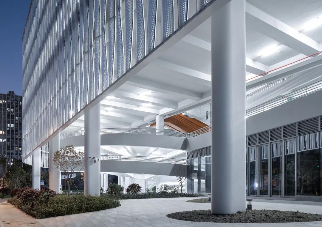 1629959090103509.jpg 022.jpg