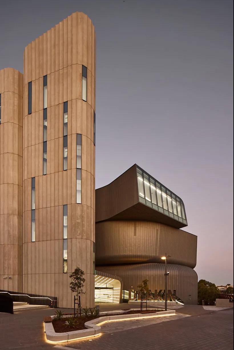 1633766929652840.jpg 04.jpg