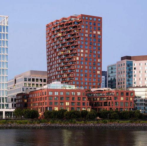 1688621671735384.jpg 03.jpg